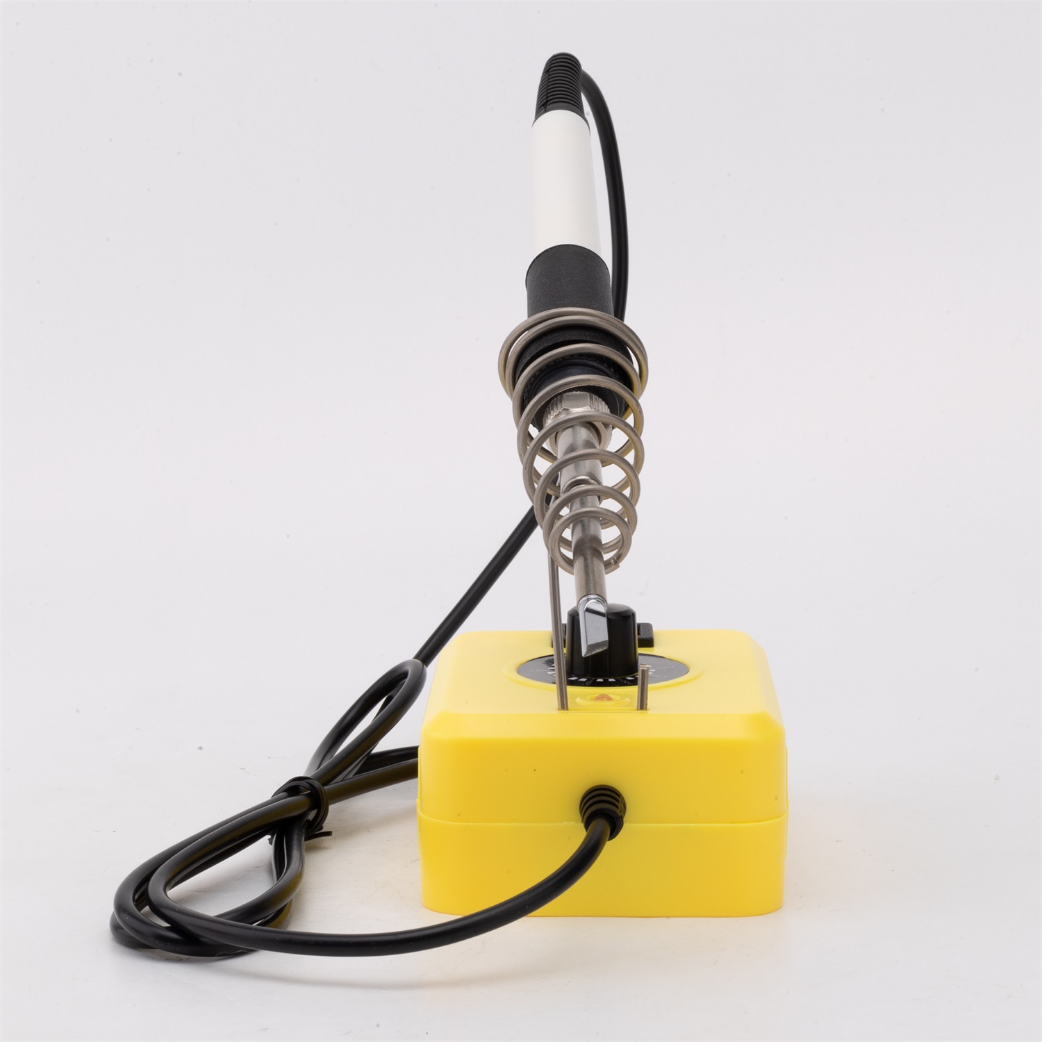 لبطارية ليثيوم أيون ديوالت 18  - مراجعة T12 Soldering Station Oled وسعره